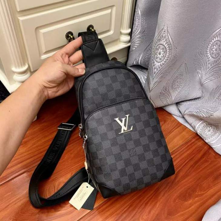 Picture of Louis Vuitton Mens Bags _SKUfw140504968fw